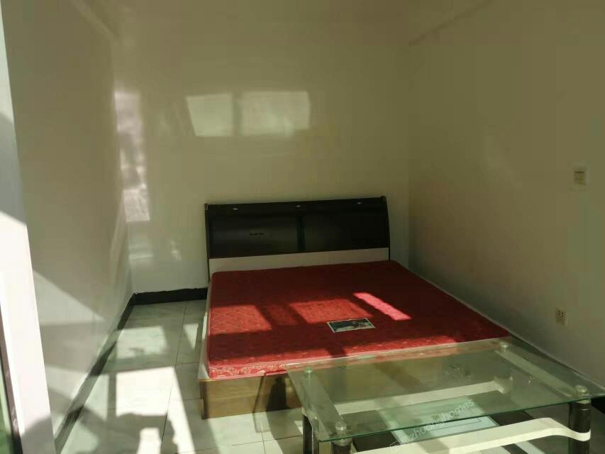 个人长期出租大兴采育240平米农村房屋带小院，有菜园，停车方便