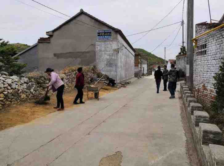 延庆永宁古城550平米农村新房出租，院内有两个大菜园和多棵大树