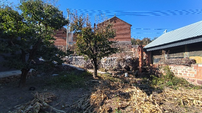 密云大城子镇240平米靠山农村自建房平房带小院有菜园长期便宜闲置出租